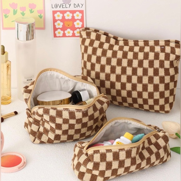 The Coconut Collective Checker Carry All Pouch Medium - Picture 5 of 5